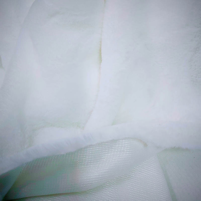 Winter Clothing Material - Goede, witte konijn namaakbont stof, korte