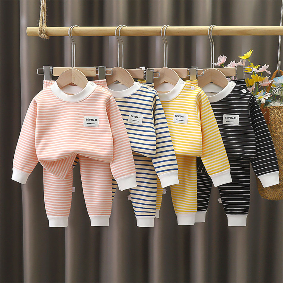 Met fleece gevoerde babykledin - Winter Clothing List recensie en prijs